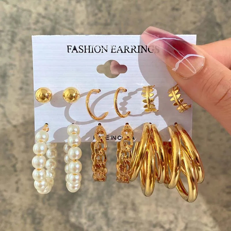 Fashion Metal Gold Color Circle Pearl Earring Set for Women Creative Personality Heart Butterfly Stud Earrings Party Jewelry Set