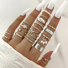 Load image into Gallery viewer, Fashion Simple Wave Joint Rings Set For Women Crystal Heart Shape Gold Silver Color Ring Female Party Jewelry