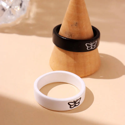 2 Pcs of Black White Rings for Women Girls Cute Butterfly Pattern Minimalist Design Friendship Couple Jewelry Gifts