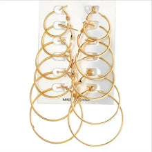 Laden Sie das Bild in den Galerie-Viewer, Hoop Earrings Gold Silver Color Small Big Circle Earring Set for Women Simple Punk Ear Clip