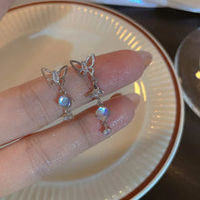 Laden Sie das Bild in den Galerie-Viewer, Korean Elegant Cute Rhinestone Butterfly Stud Earrings For Women Fashion Moonstone Tassel Earrings Luxury Elegant Jewelry Gifts