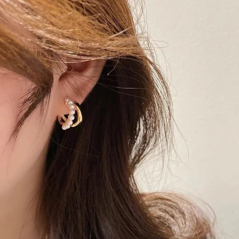 Light Luxury Pearl Hoop Earrings for Women Korean Trendy High-end Spring Earrings Fashion Jewelry Gift