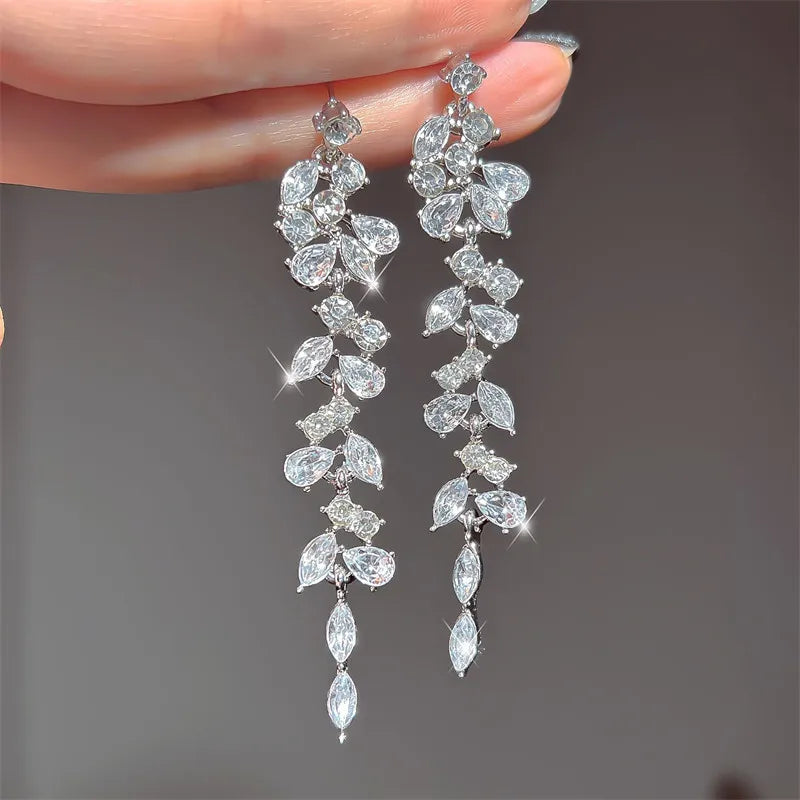 Sliver Maple Leaf Zircon Tassel Long Earrings For Women Shiny Rhinestone Wedding Drop Earrings Party Jewelry Gifts