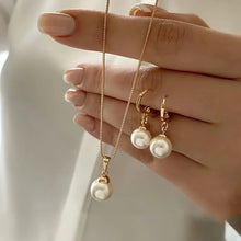 Load image into Gallery viewer, Stylish Simple Necklace and Earrings Set with Imitation Pearl Pendant, Women&#39;s, Golden, Valentine&#39;s Day Gift Vintage Jewelry Set