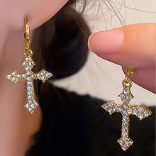Cargar imagen en el visor de la galería, Gothic Rhinestone Cross Earrings Kpop Crystal Zircon Cross Drop Earring for Women Grunge Egirl Earrings Jewelry Accessories