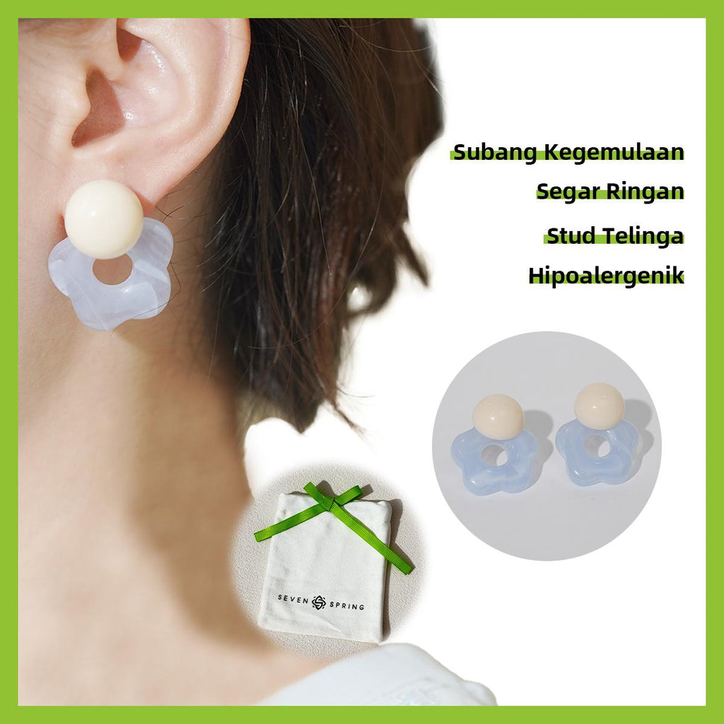 Anting-anting Stud, Bunga Kerawang Resin Biru / Kuning, Hadiah Manis untuk Kanak-kanak Perempuan, Sesuai untuk Pakaian Harian