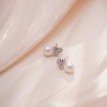 Load image into Gallery viewer, 【Stud Earring】Silver Floral with Shining Zircon Natural Freshwater Pearl Stud Earring, Women Classic Earring for Working or Dating