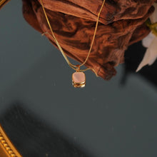 Load image into Gallery viewer, 【Pendant Necklace】Minimalist Square Shell Pendant Necklace, Elegant &amp; Versatile for Daily&amp;Dating Looks