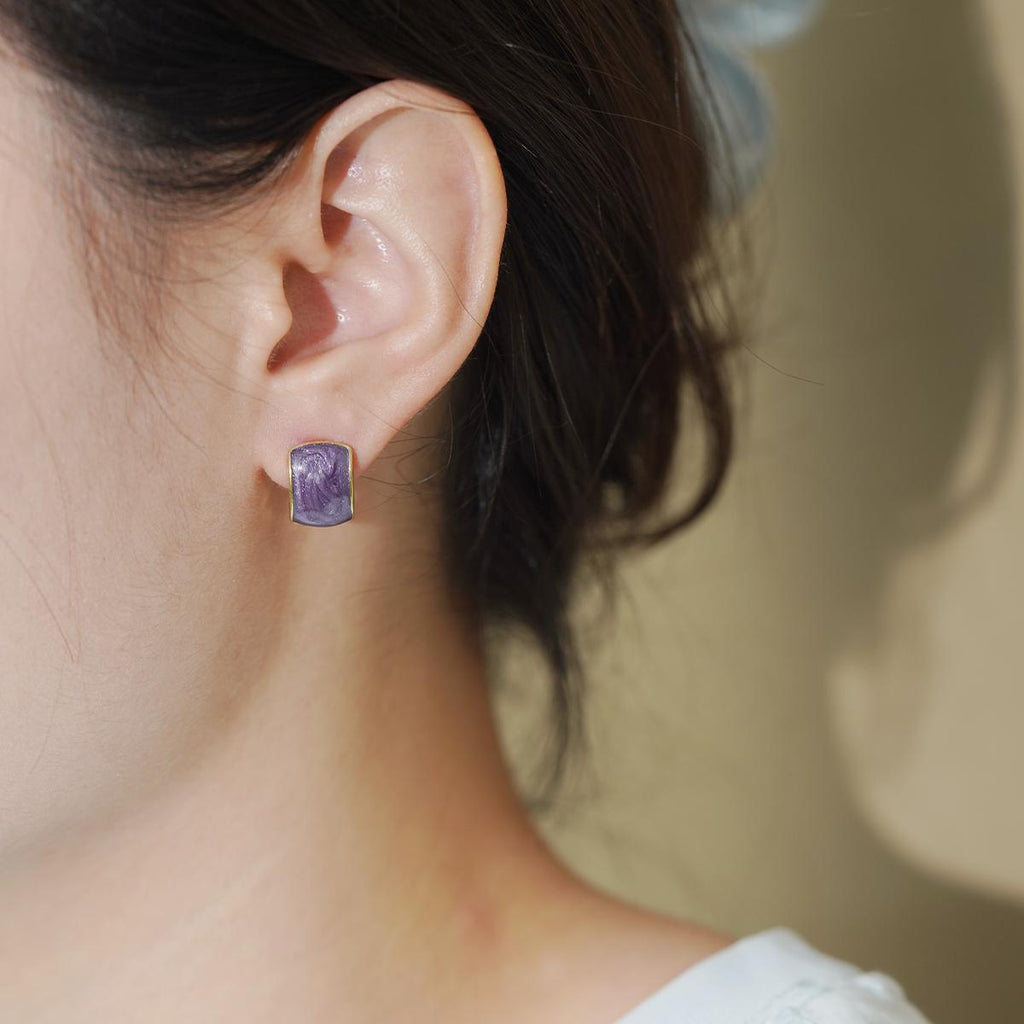 【Stud Earrings】Glittery Resin in Purple, Red, White & Blue-Gray - for Daily Wear