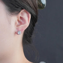 Load image into Gallery viewer, 【Stud Earrings】9MM Classic Claw Zircon Stud Earrings, Shiny &amp; Versatile Design, Ideal for Fsahion Women