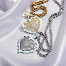 Load image into Gallery viewer, 【Pendant Necklace】Melting Heart Necklace, Gold-Plated Cover &amp; White Edge Jewelry, Snowflake Accent, Romantic Gift