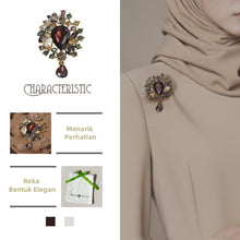 Load image into Gallery viewer, Kerongsang Bunga, dengan Loket Titisan Air Mata, Barang Kemas Batu Permata Elegan, Untuk Wanita Muslim Tudung pin brooch