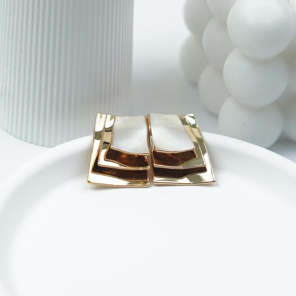 【Stud Earrings】Colden & Pearl White Layered Geometric Earrings, Modern Chic Style, Trendy for Young Women