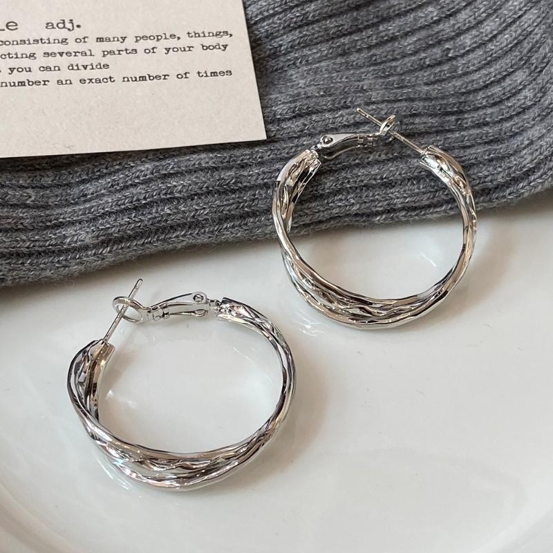 Barang Kemas Gelung Nada Emas Berpintal, Rekaan Aloi Saling, Untuk Pakaian Harian dan Formal, Anting-anting