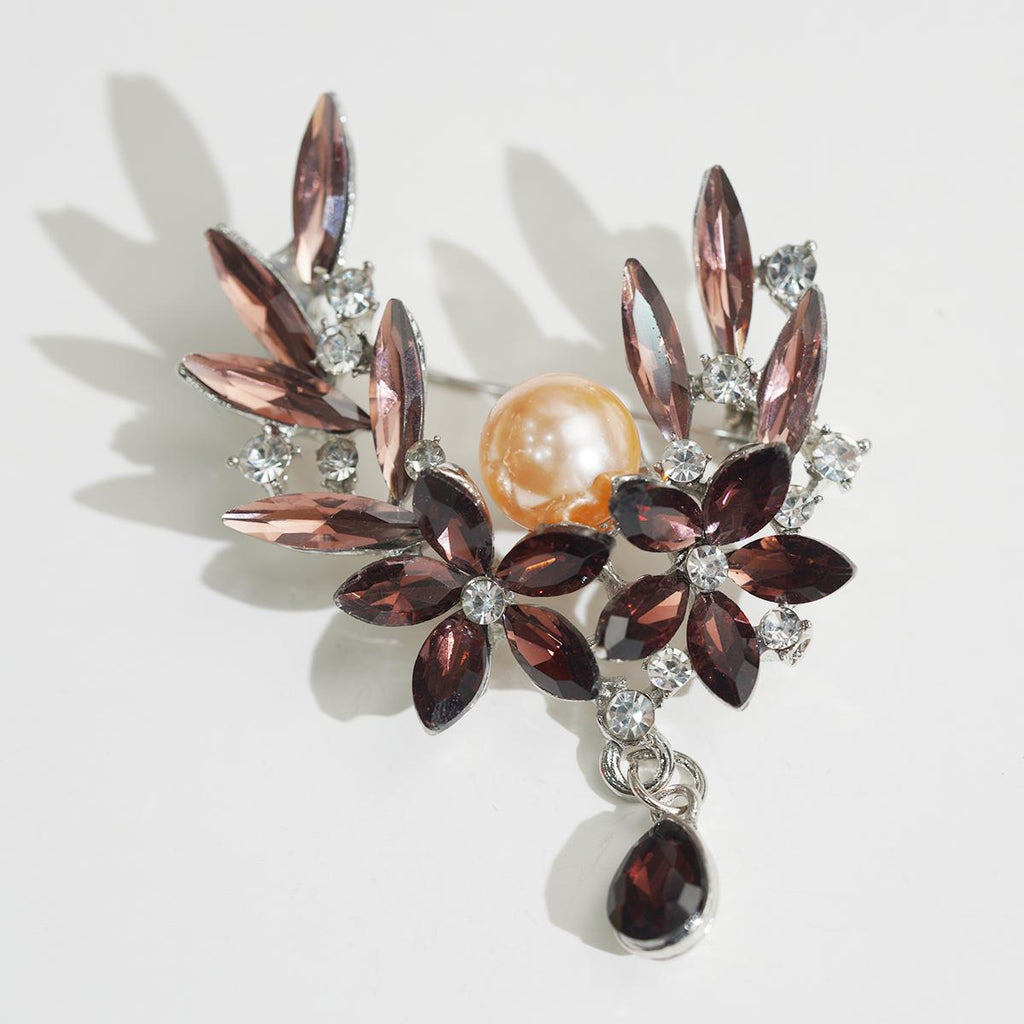 Pearl Floral Brooch with Rhinestones | Elegant Sparkling Design | Versatile Accessory for Women