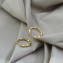 Load image into Gallery viewer, 【Hoop Earrings】Alloy Gold Plated Beaded Hoop Earrings, Minimalist &amp; Chic, Daily Essential for Women