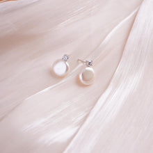 Load image into Gallery viewer, 【Stud Earring】Shining Natural Freshwater Pearl Stud Earring with 925 Silver Post, Elegant Fashion Accessory for Women