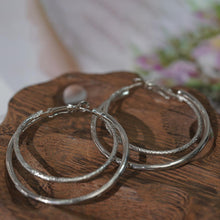 Cargar imagen en el visor de la galería, Subang Gelung, Perak, Aloi Bertekstur, Gaya Harian Bergaya, Penting untuk Wanita Bohemian Earrings