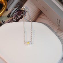 Load image into Gallery viewer, Elegant Daisy Pearl &amp; Zircon Bracelet, Silver-Tone Chain with Adjustable Slider, Dainty Jewelry Gift for Women