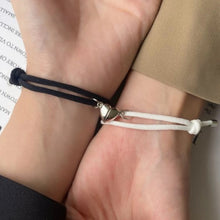 Laden Sie das Bild in den Galerie-Viewer, 2PC Couple Fashion Trend Simple Love Magnetic Bracelet Date Travel Banquet Party Holiday Dressing Gifts