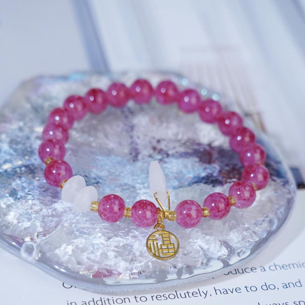 Gelang Manik, Delima Merah Jambu-Merah, Kuarza Putih, dengan Loket Pesona Nada Emas, Boleh Laras, Barang Kemas Bergaya, Hadiah untuk Wanita, Gelang