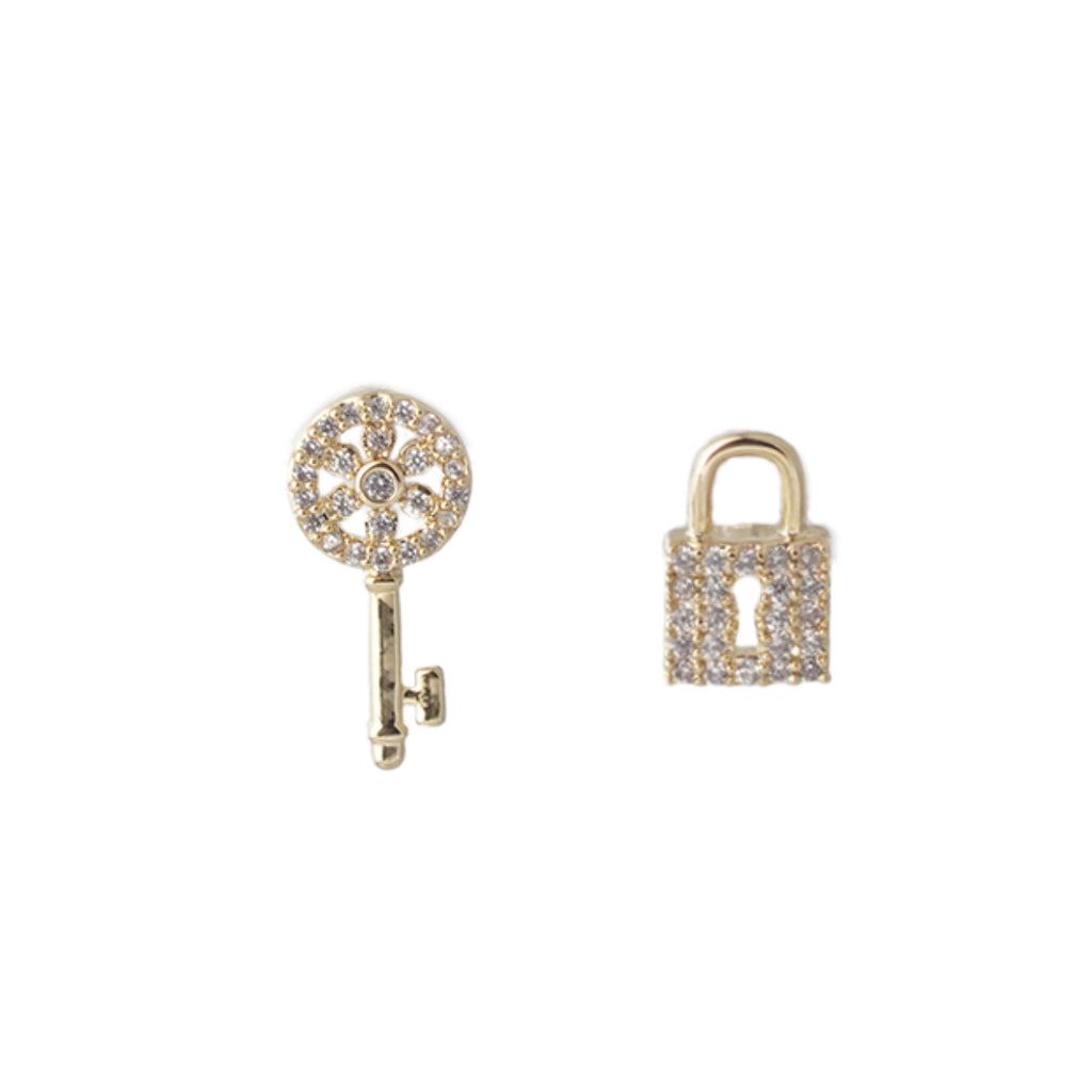 【Stud Earrings】Key & Lock Zircon Stud Earrings, Romantic & Sparkly, Perfect for Women Loving Delicate Styles