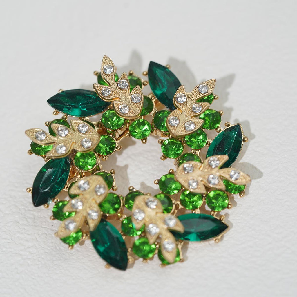 Elegant Floral Crystal Brooch - Green Rhinestone Leaf Design for Formal Occasions, Women's Fashion Accessory