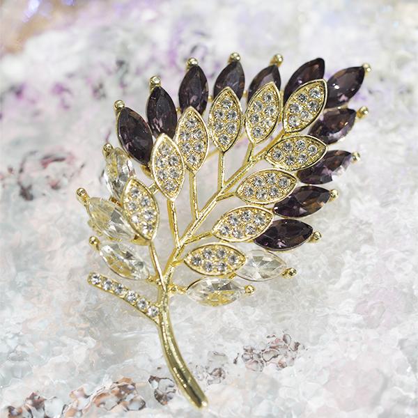 Kerongsang besar bahu Kristal Botani, Bersalut Emas, Rekaan Anggur, Daun Ungu dan Jelas, Penyata Elegan, Untuk Pencinta Gaya