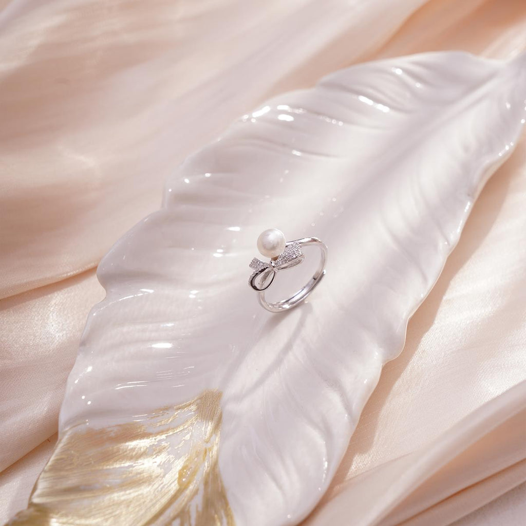 【Ring】Silver Bow Ring with Natural Freshwater Pearl, Elegant Gift, Adjustable Ring Fit All, Perfect for Women