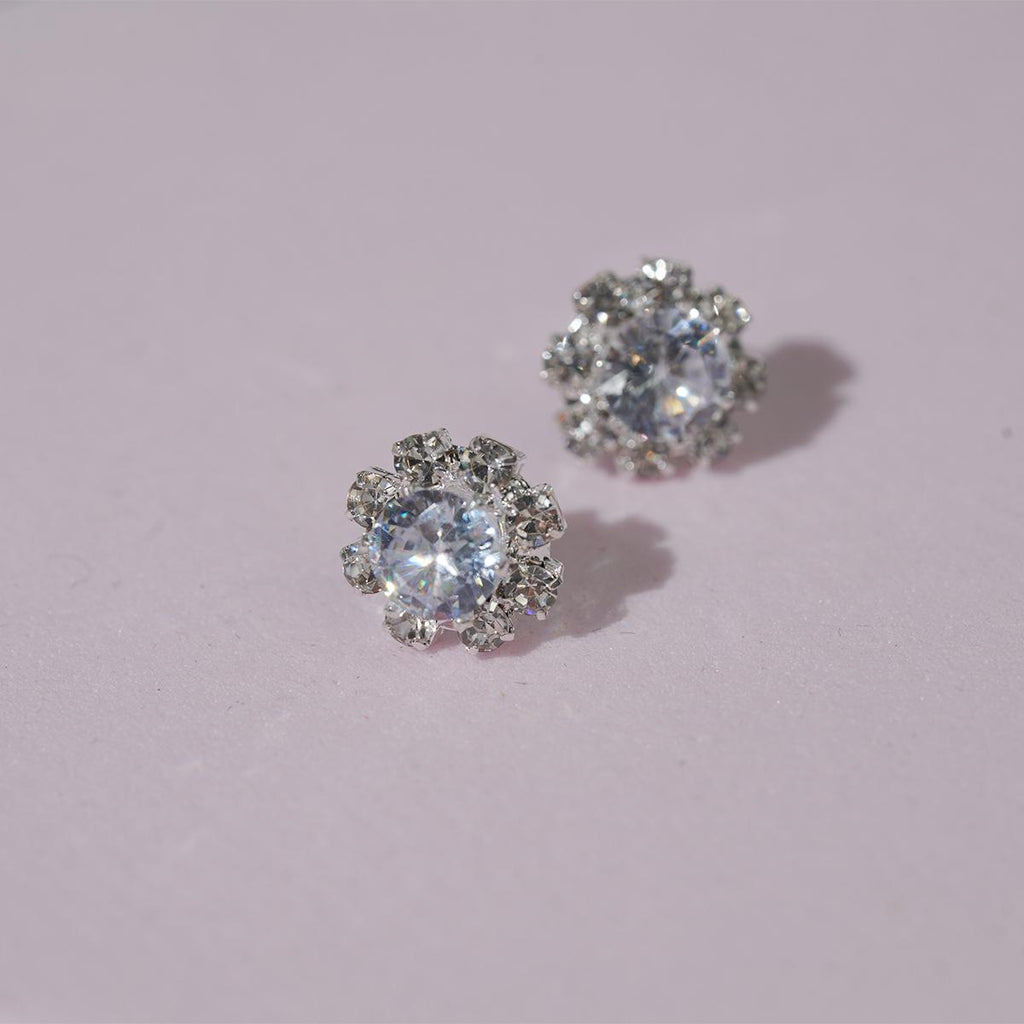 【Stud Earrings】Silver-Tone White Cubic Zirconia Petal Cluster Elegant for Daily Chick