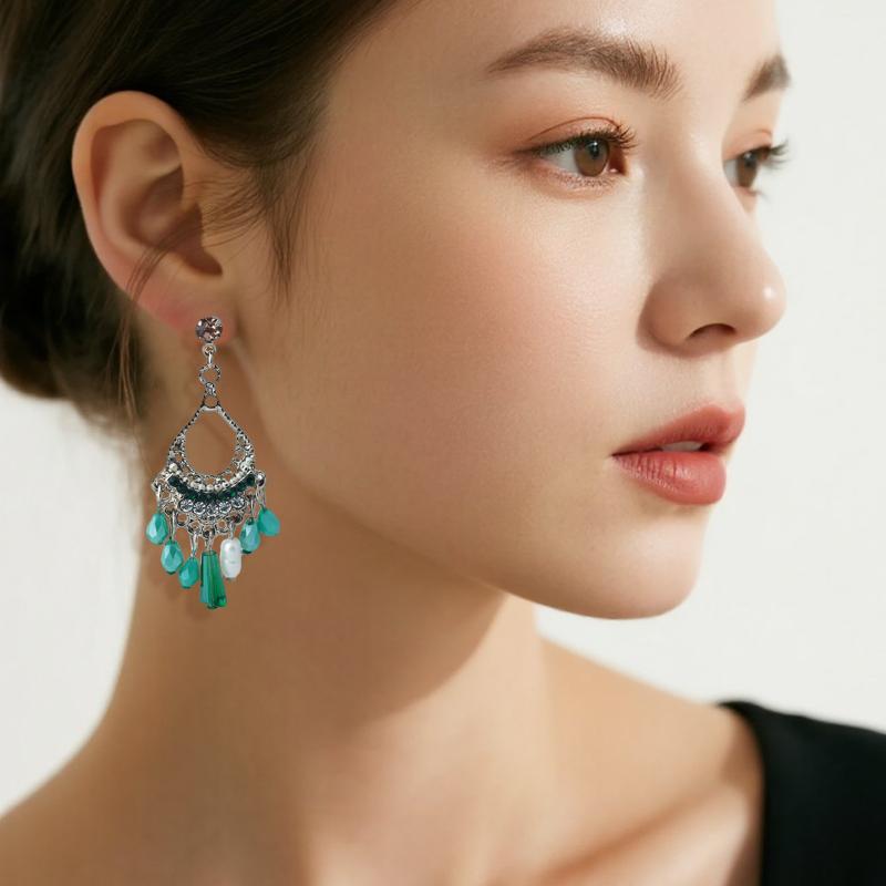 【Pendant Earrings】Teal Crystal & Pearl Earrings - Gold-Plated Layered Chain Design - Refined Versatility for Elegant Ladies