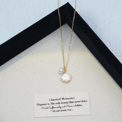 【Pendant Necklace】Pearl & Shell Gold Necklace for Women, Elegant Layered Jewelry, Minimalist Everyday Wear, Chic Gift Idea