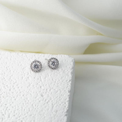 【Stud Earrings】Silver-Tone Crystal Halo Stud Earring - Timeless Minimalist for Women Everyday Sparkle