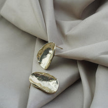 Carregar imagem no visualizador da galeria, 【Stud Earrings】Alloy Gold Plated Irregular Earrings, Textured &amp; Minimalist, Chic Choice for Women