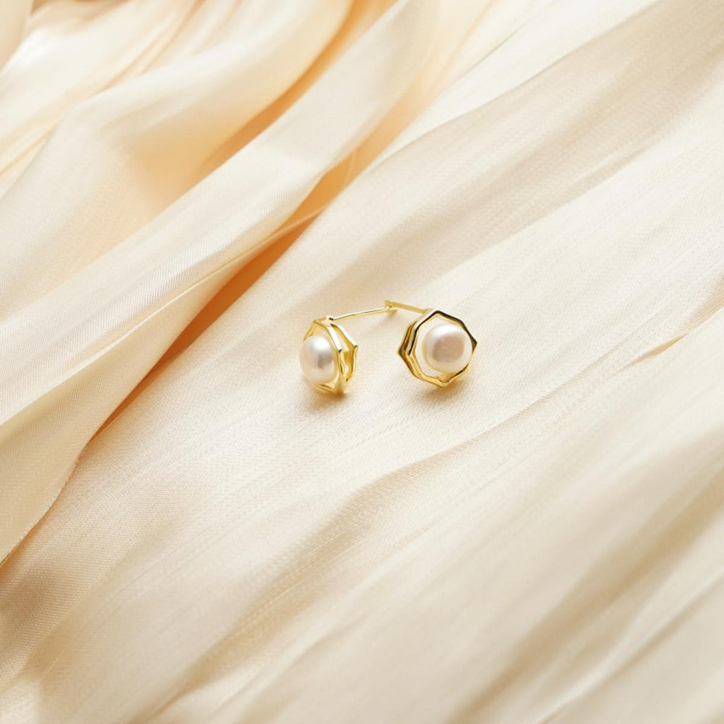 【Stud Earring】Irregular Alloy Natural Pearl Stud Earring with Silver Post,  Minimalism Lightweight Design Jewelry for Women, Perfect Gift