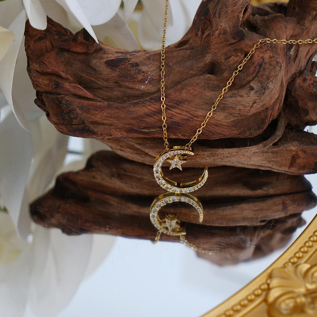【Pendant Necklace】Moon Star Pendant Necklace Stainless Steel Chain Gold-Tone Crystal Zirconia Celestial Romantic Elegant Jewelry for Women
