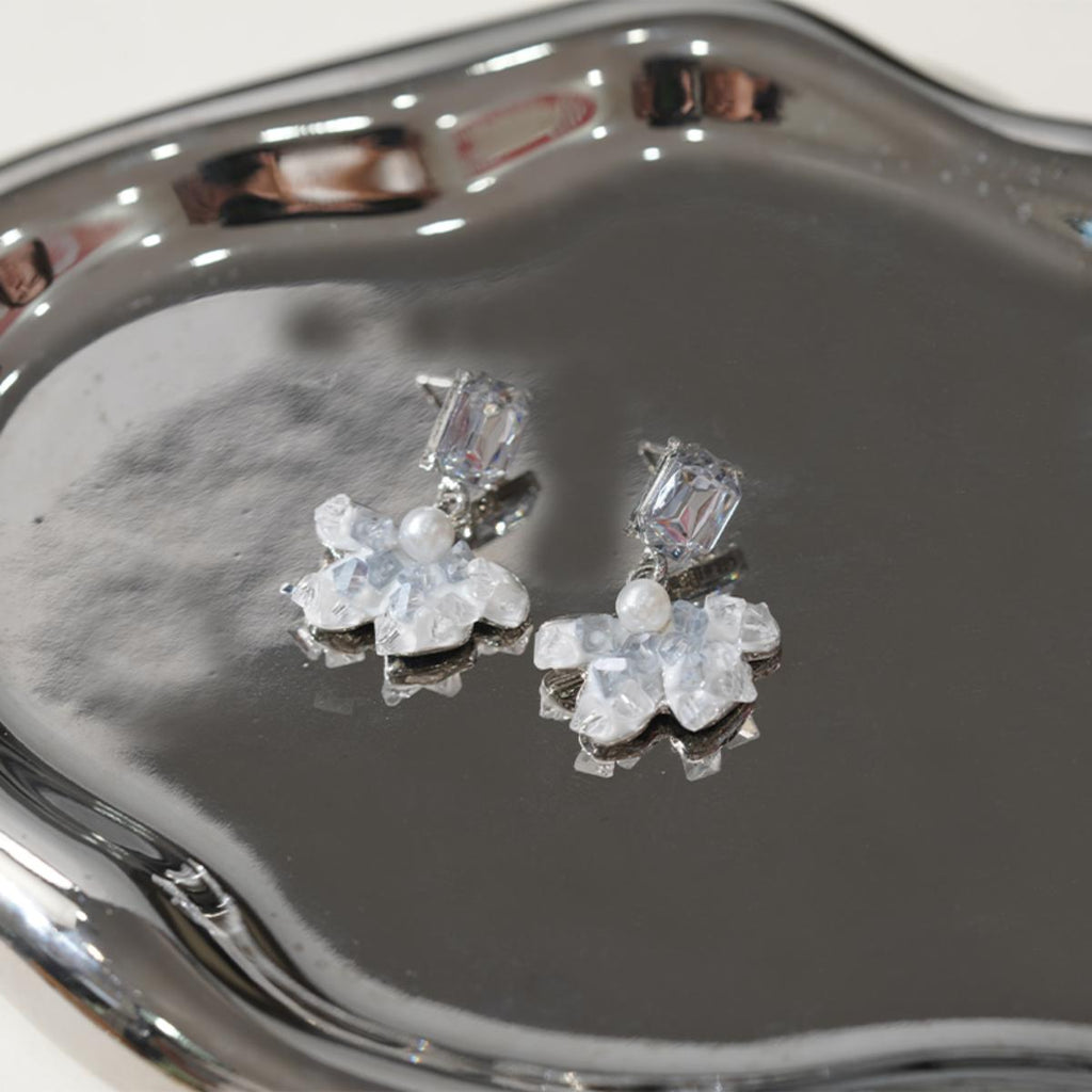 Subang Stud, Perak 925, Zirkon Persegi, Mutiara Kelopak, Kristal Simetri, Elegan, Sesuai untuk Dipakai Harian