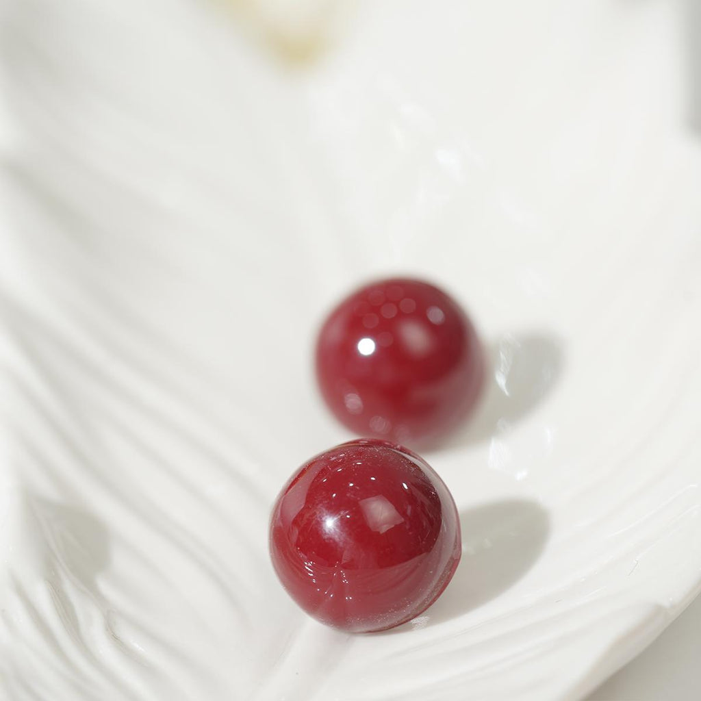 Anting-anting Stud Bulat, Bahan Resin Burgundy, Reka Bentuk Minimalis, Elegan, Sesuai untuk Pakaian Harian atau Bergaya