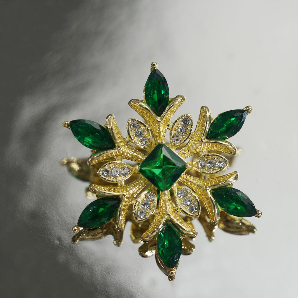 Kerongsang Kepingan Salji, Bersalut Emas, Permata Hijau Zamrud, Berkilau Mempesonakan, Sesuai untuk Gaya Harian pin  brooch