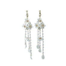 Load image into Gallery viewer, 【Drop Earrings】Resin White Flower Pearl Tassel Earrings, Romantic Elegant Style for Fashion Loving Women