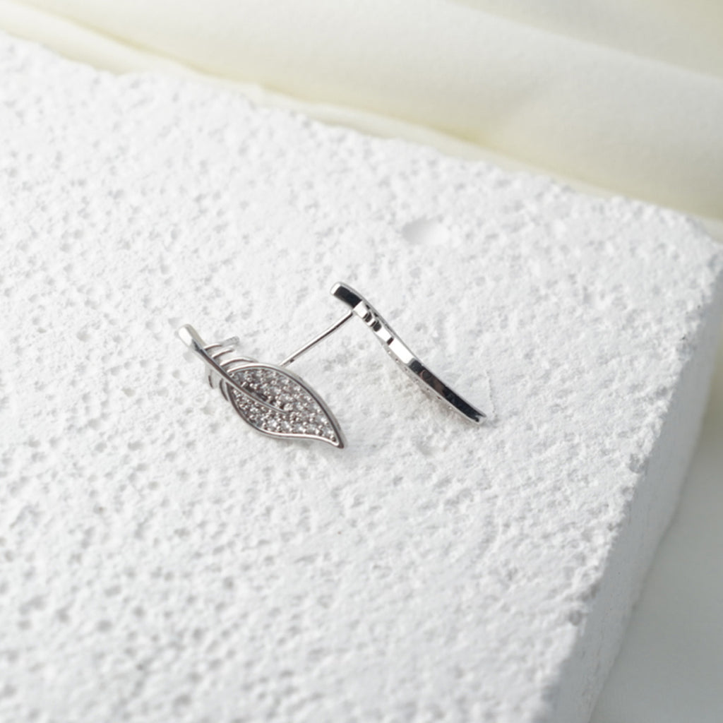 【Stud Earrings】Zircon Inlaid Feather Stud Earrings, Light & Sparkly, Ideal for Women Loving Natural Style Accessories
