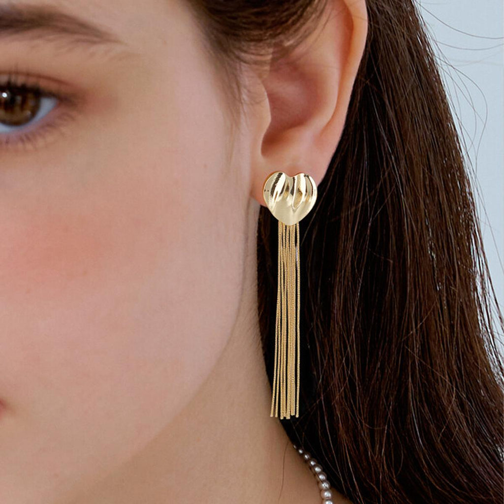 【Drop Earrings】Gold Tone Heart & Long Tassel Earrings, Romantic & Dazzling, Ideal for Women Loving Glamorous Styles