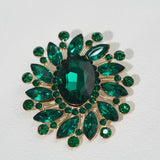 Vintage Green Crystal Oval Brooch - Elegant for Women's Formal Wear & Retro Fashionistas