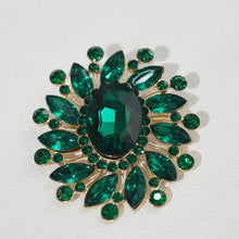 Load image into Gallery viewer, Kerongsang Bujur Kristal Hijau, Gaya Vintaj, Elegan untuk Pakaian Formal Wanita, Sesuai untuk Fesyen Retro pin  brooch