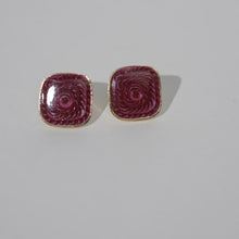 Load image into Gallery viewer, 【Stud Earrings】Gold - Edged Spiral - Textured Earrings (Burgundy/Gray) for Daily Chick