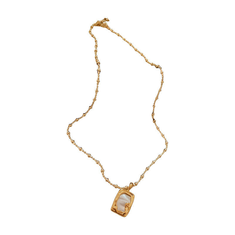 Stylish Gold Chain Necklace with Open Rectangular Pendant & Sparkling White Gem – Perfect Minimalist Accessory for Any Occasion