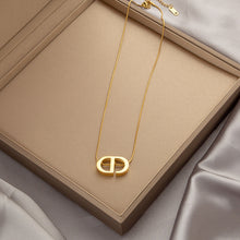 Charger l&#39;image dans la galerie, Titanium Steel Pendant Necklace | Hypoallergenic Gold Chain with Zircon &amp; Shell Charms | 45cm Adjustable for Daily/Gift