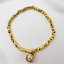 Laden Sie das Bild in den Galerie-Viewer, Gold Chinese Bracelet  Traditional Pattern Women’s Gift - Free Exclusive Box