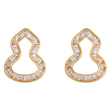 Charger l&#39;image dans la galerie, Elegant Gold and Silver Earrings Set – Timeless Jewelry for Every Occasion with Versatile Style