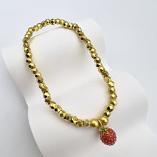 Laden Sie das Bild in den Galerie-Viewer, Strawberry Gold Bracelet for Kids &amp; Teens - Adjustable Hypoallergenic Jewelry  Birthday/Children&#39;s Day Gift with Free Velvet Box
